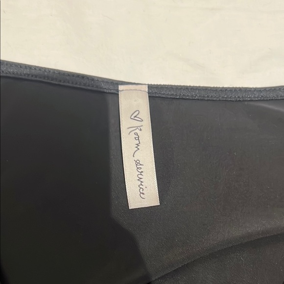 Black Wrap Top - Picture 3 of 4